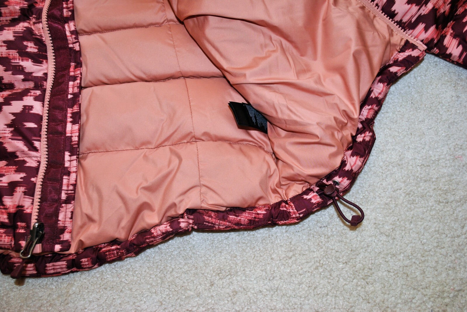 The North Face Women's Nuptse 2 Deep Garnet Red D-Kat Print Down Jacket - Size S image 9