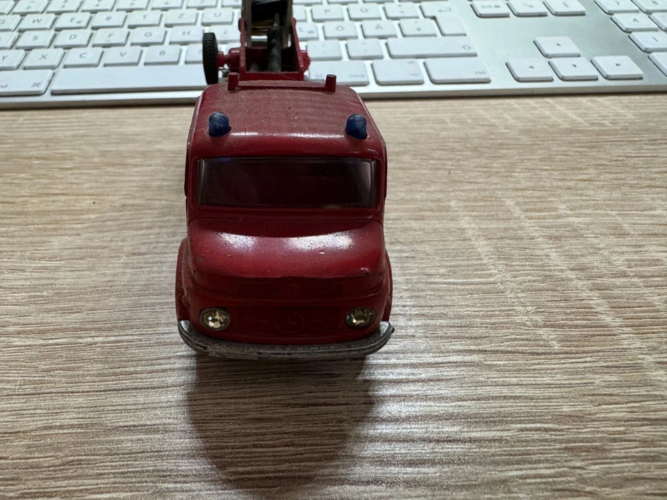 Siku Mercedes Benz Auto Dei Pompieri Scala V 261 Buone Condizioni - Immagine 3 di 4