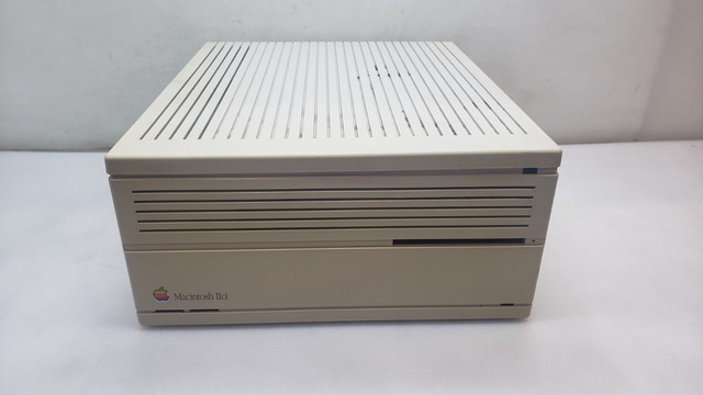 Apple Macintosh M5780 IIci Personal Mac Computer Vintage Parts for ...