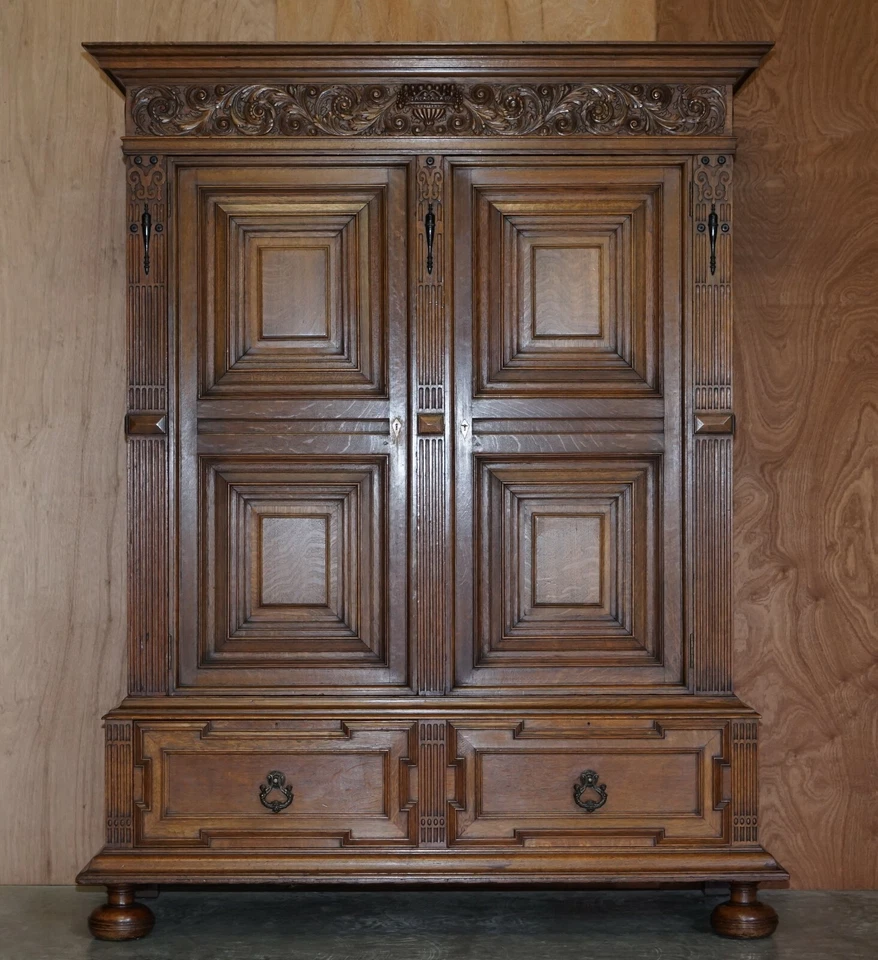 RARE PAIR OF GILLOWS LANCASTER ENGLISH OAK ANTIQUE VICTORIAN BOOKCASE CUPBOARDS — 第 4/4 张图片
