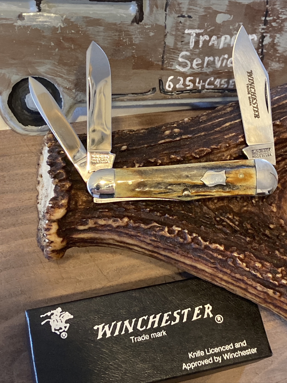 Winchester USA Whittler Knife 1991 Genuine Stag GREAT RARE FIND Mint In