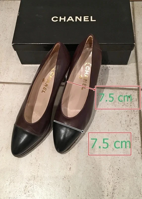 CHANEL authentique escarpin couleur bordeaux taille 38 et 1/2 (mesuré 24 cm ) - Photo 1/4