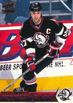 1998-99 Paramount COPPER #21 MICHAEL PECA - Buffalo Sabres