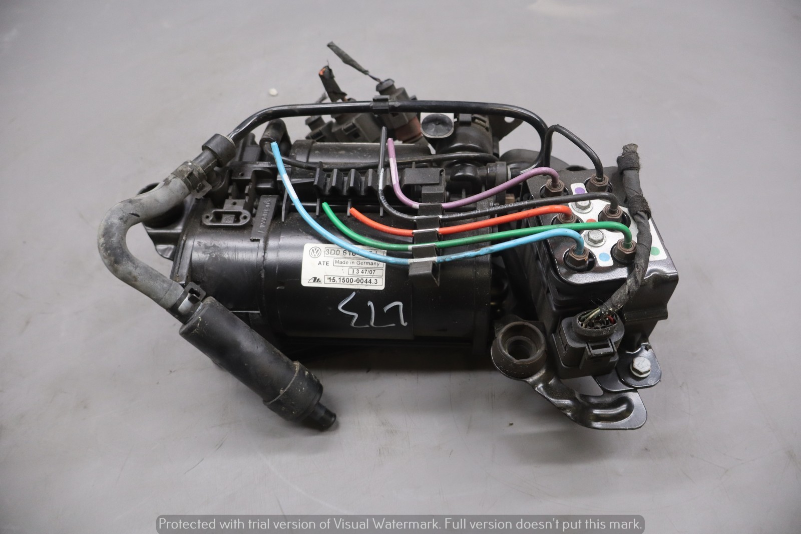 Bentley Continental GT 2003-2018 Air suspension compressor P/N 3D0616005L