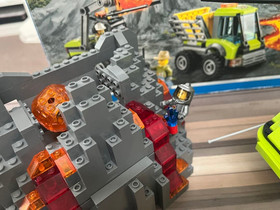 LEGO City Volcano Heavy-lift Helicopter 60125 w/Box Used from Japan