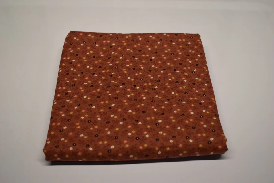 1-3/4 yards VINTAGE RETRO COTTON FABRIC brown gold VIP dainty floral calico - Image 3 of 3