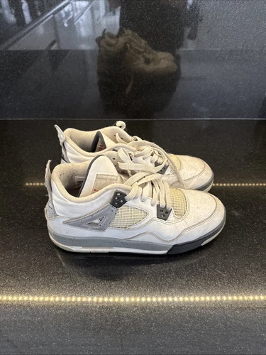 Jordan 4