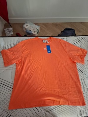 tshirt adidaa men xl new with tags