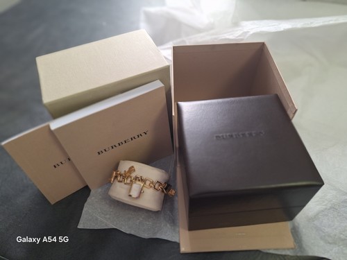 Burberry Ladies BU5202 Charm Watch 925 Sterling Silver with Gold Plating - Picture 12 of 12
