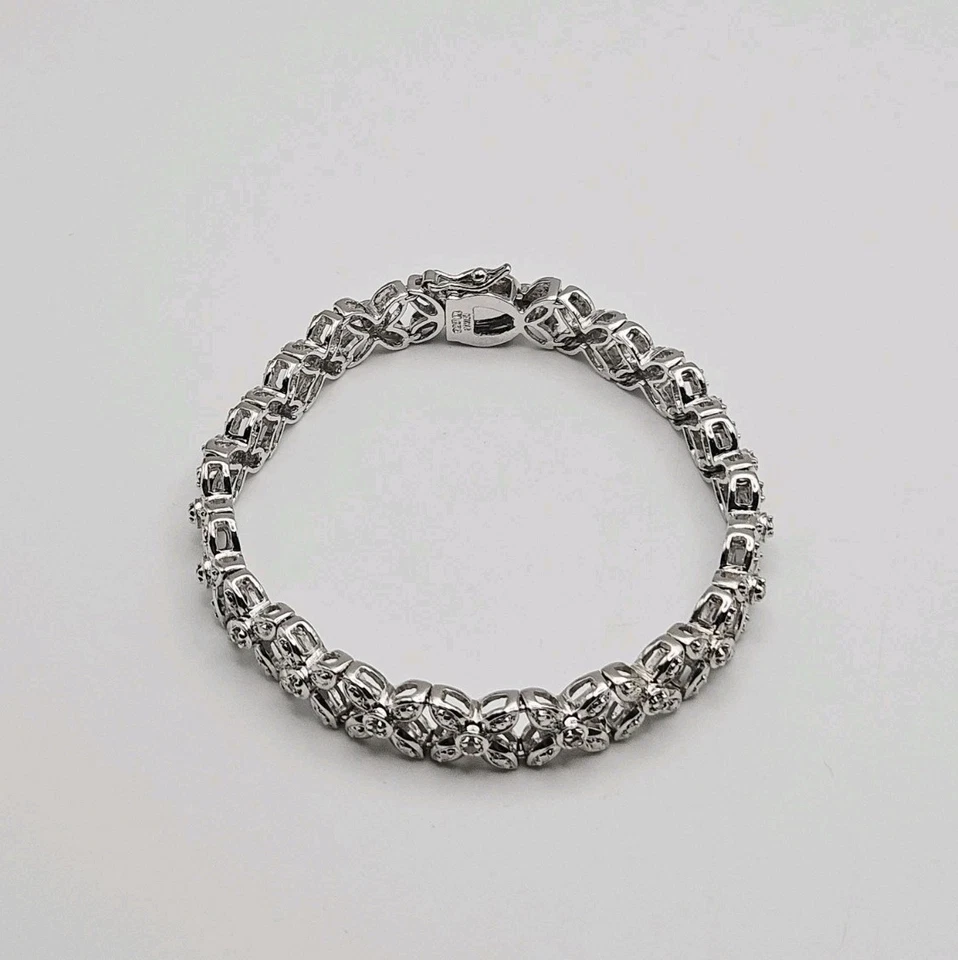 Brazalete tenis Ross Simons plata esterlina diamante flor 7" Foto 4 de 4