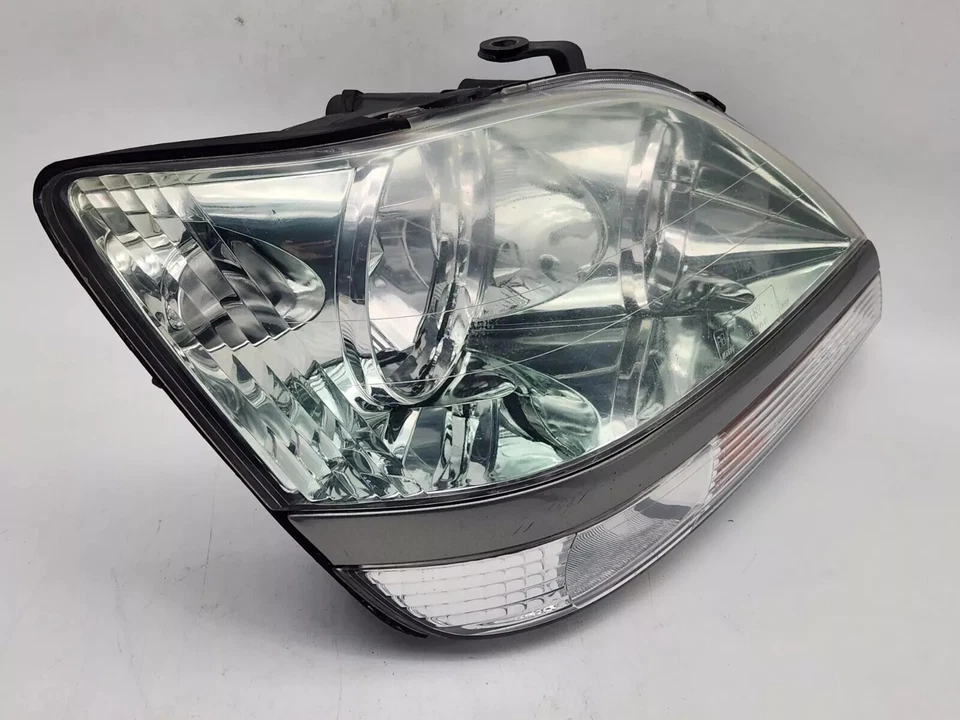 2001-2003 Lexus RX300 Headlight Right/Passenger Side Halogen OEM - Image 3 of 4