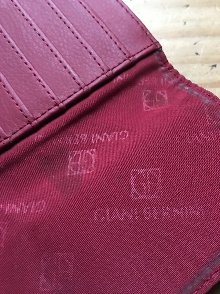 GIANI BERNINI 葡萄酒真皮三折钱包卡夹卡扣 7.5 升 — 第 4/4 张图片