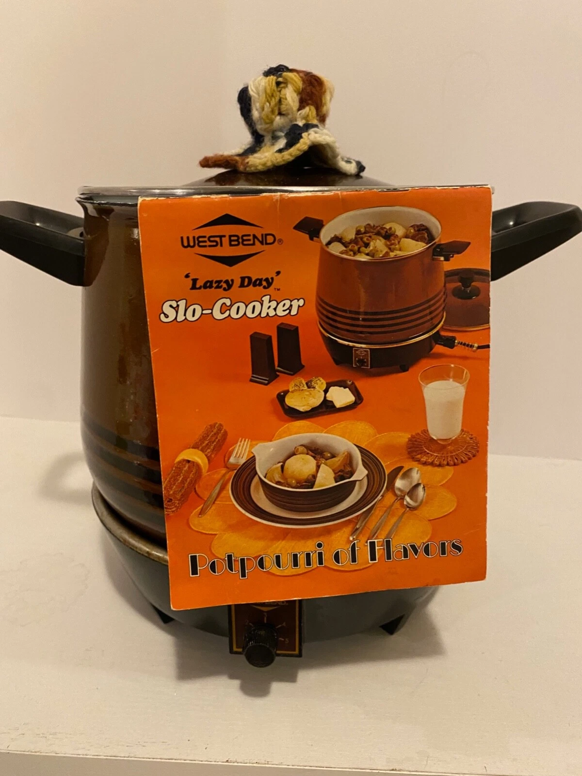 West Bend Lazy Day Slo-Cooker Electric Crock Pot Brown Vintage Tested