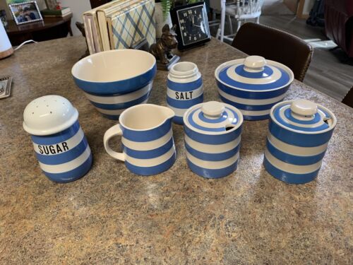 T.G. Green Cornishware - Blue Stripe - Miscellaneous Lot - Pudding, Shakers, etc - Foto 1 di 8