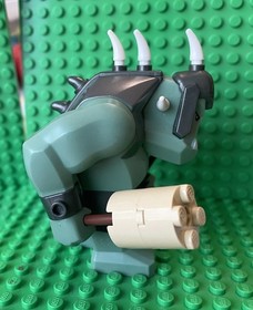 LEGO Castle Troll - Sand Green w Pearl Dark Grey Armor, 5 Horns - cas363 - USED