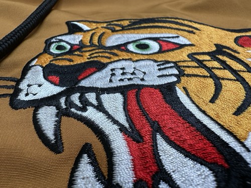 Kapuzen College Jacke NEU mit Etikett Herren L Gold Schwarz Reason Marke Patches Knöpfe - Bild 9 von 16