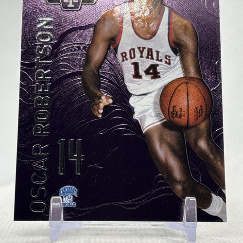 2014 Panini Totally Certified Platinum Purple /49 Oscar Robertson (Royals) HOF - Bild 3 von 6