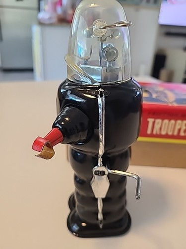 Robot Friction Space Trooper – Forbidden Planet, Fer-blanc, Collector, Rouge, Boîte Abîmée