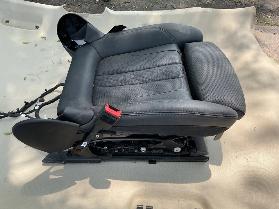 BMW 540i 530I G30 2017-2022 OEM ASIENTO DELANTERO IZQUIERDO MARCO DE PISTA INFERIOR CON MOTOR Foto 4 de 4