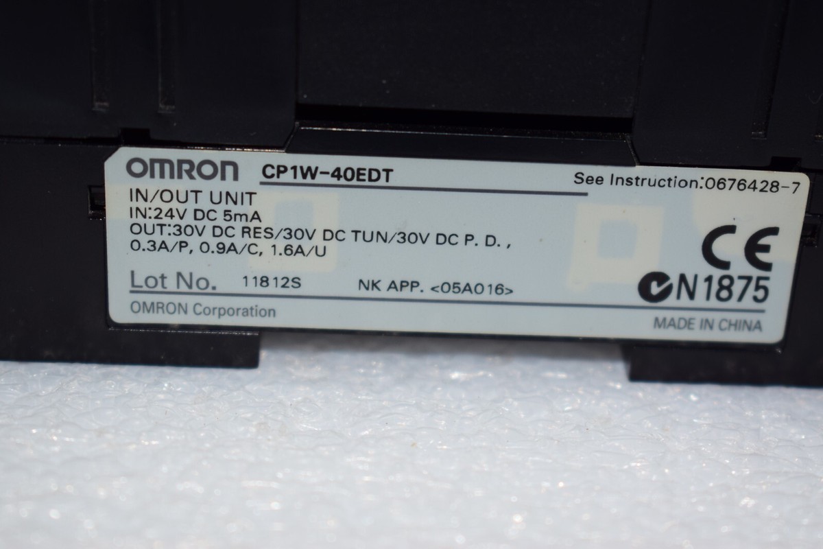 OMRON CP1W-40EDT EXPANSION I/O UNIT CONTROLLER CP1W40EDT 24 OMRON CP1W-40EDT EXPANSION I/O UNIT CONTROLLER CP1W40EDT 24
