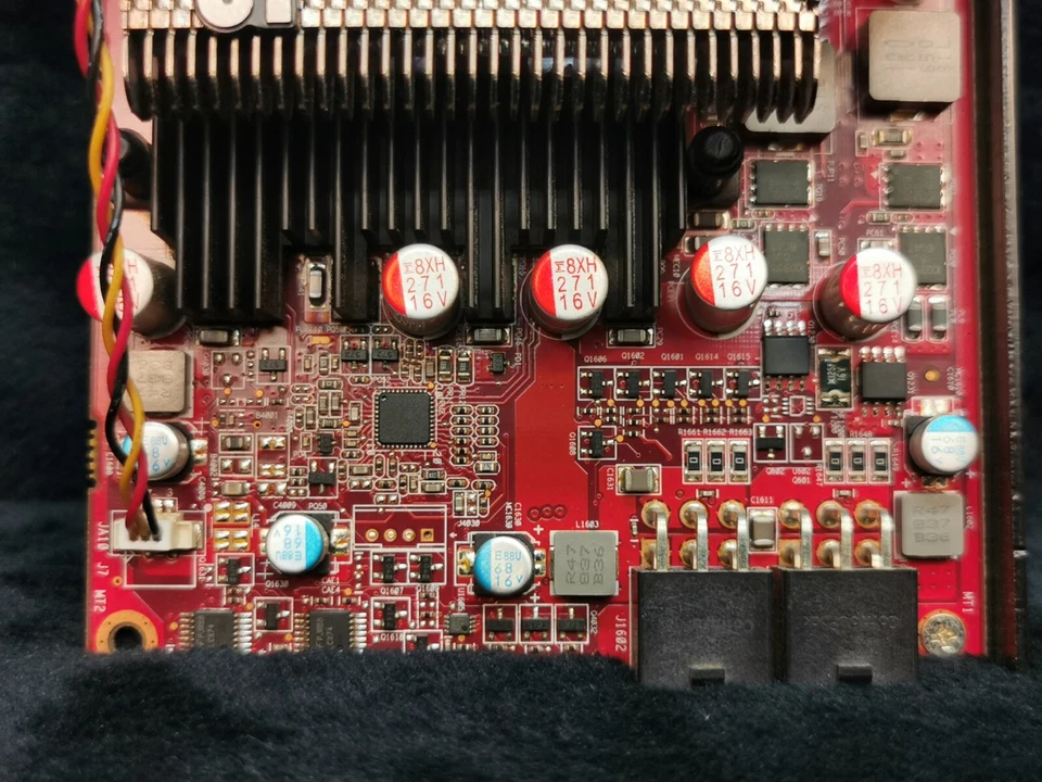 ASUS Radeon Dark Knight HD 4870 512MB GDDR5 PCI Express Video Card EAH4870 - Image 3 of 4