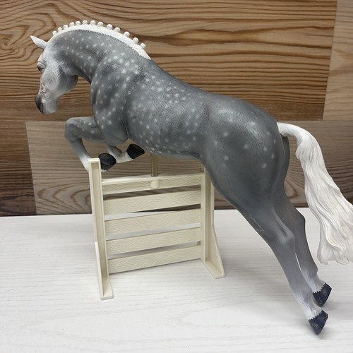 RARE Vintage Nylint Jumping Dutch Warmblood in Dapple Grey Horse - Picture 4 of 11