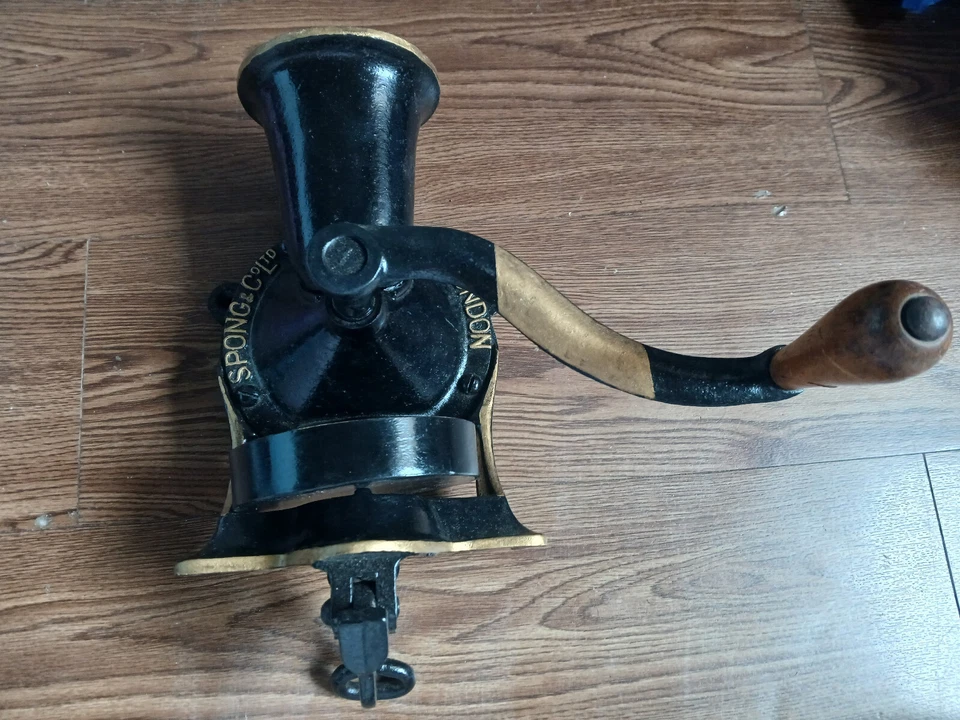 Rare vintage SPONG & CO LTD Coffee grinder of 40's made in England. - Image 2 of 4
