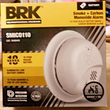 First Alert BRK 10 year Battery Smoke and CO Combo Alarm CAT# 1048445  #SMIC0100
