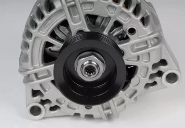 Alternador GM 22817847 genuino Foto 3 de 4