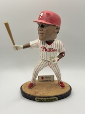 Roberto Alomar Bobblehead and Frank Thomas Statue Stadium Giveaways 51