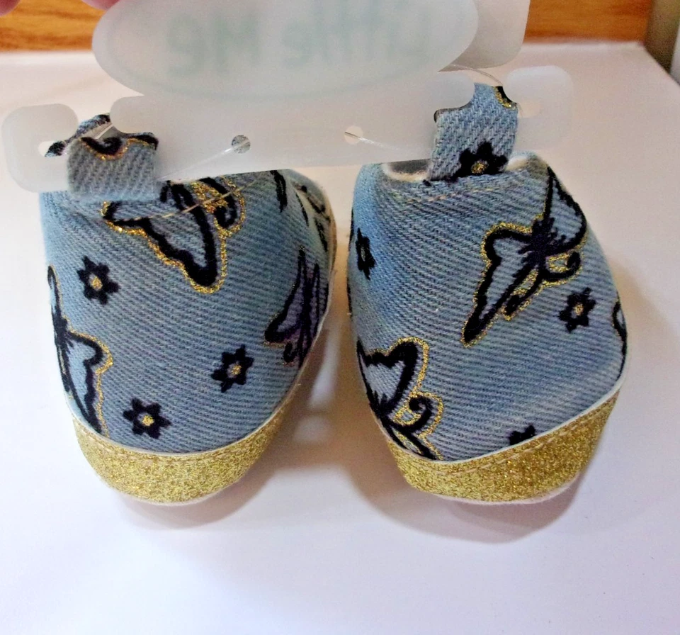 Nuevo Little Me Bebé Niña Talla 3 Denim Azul Mariposa Tenis Suela Suave Zapatos Foto 3 de 4