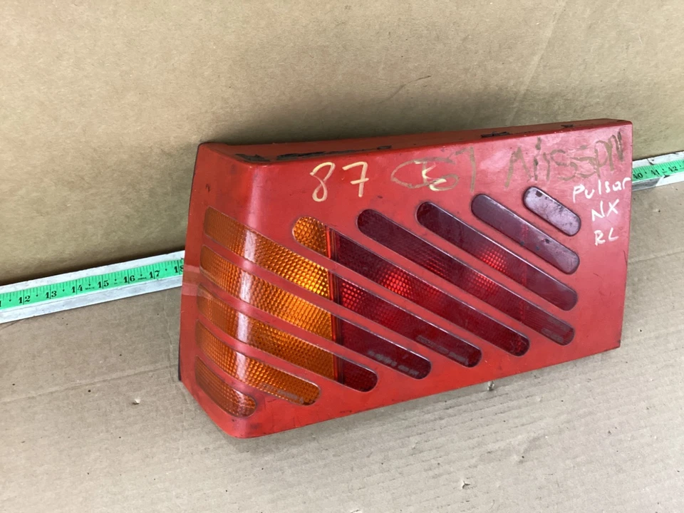 1987 - 1990 Nissan Pulsar NX Rear Left Driver Side Tail Light Assembly - Image 2 of 4