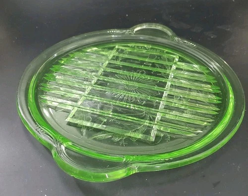 Vintage Green Uranium Depression Glass Pie Serving Plate Handles Design Ridges
