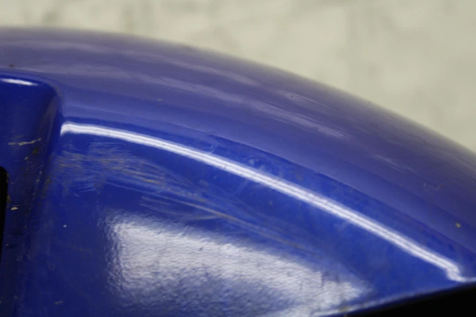 Honda Super Hawk 1000 VTR1000F 2000 rueda delantera guardabarros capó carenado BB577 Foto 3 de 4