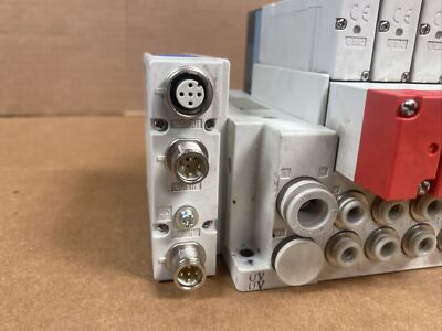 SMC 7 Valve Bank EX260-SMJ1 (6) SY5200-5U1 + (1) SY5100-5U1 + (4