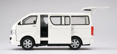 AGATSUMA TOYOTA HIACE VAN White 1/36 Diapet DK-5118 ABS Diecast