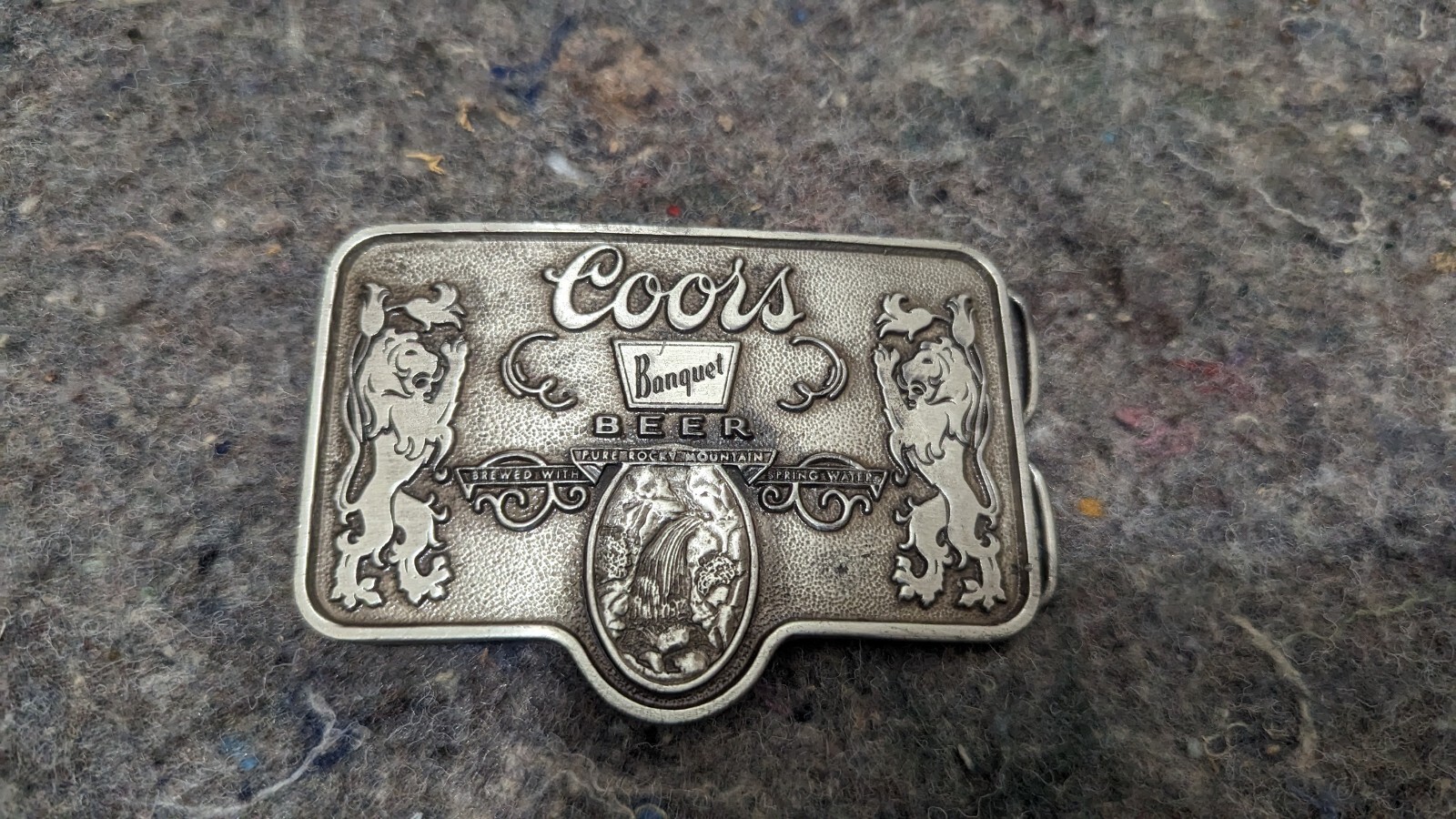 Coors Banquet Beer pewter belt buckle Gem