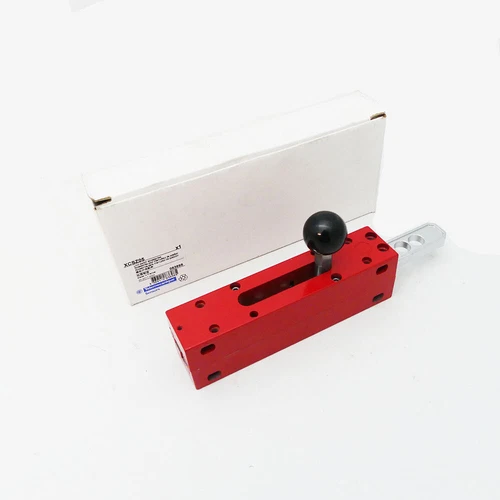 1PCS Brand New Original XCSZ05 XCS-Z05 blade safety switch blade - Picture 3 of 3