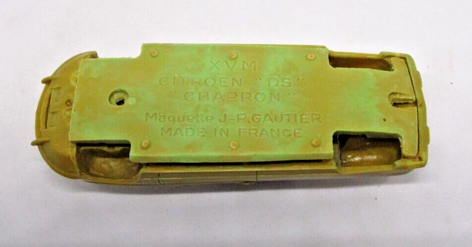 AU846 XVM JP GAUTHIER 1/43 1/43 CITROEN DS