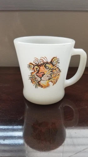 Vintage Advertising Milk Glass Fire King Esso Exxon Tiger Logo Coffee Mug