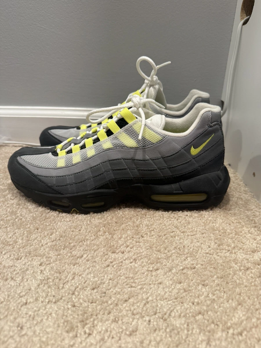 Preços baixos em Nike Air Max 95 Grey Amarillo | eBay