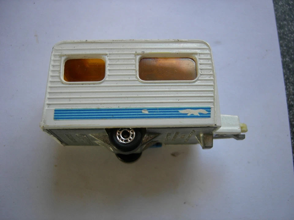 Matchbox 31 Caravan 1977 Superfast Series Lesney England  Weiss blau - Bild 2 von 4