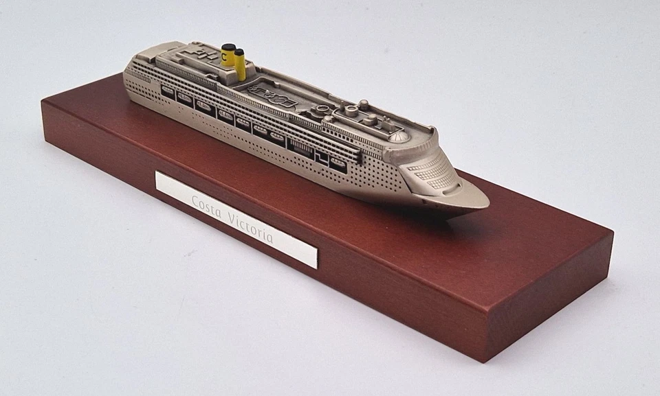 Kreuzfahrtschiff Modell Costa VICTORIA auf Sockel -Neuwertig