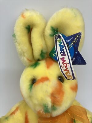 Mary Meyer Vintage 1999 15” Yellow Bunny Rabbit W/ Carrots Plush