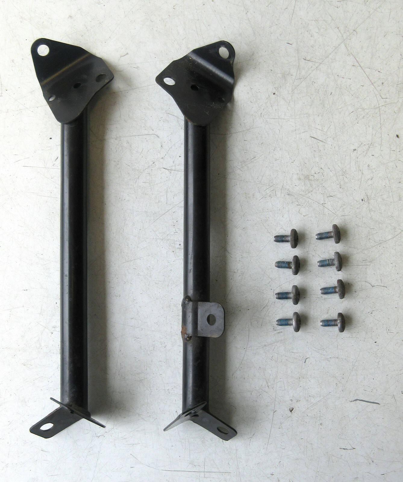 Genuine MINI Front Strut Brace Chassis Reinforcer Pair for R52 R50 R53