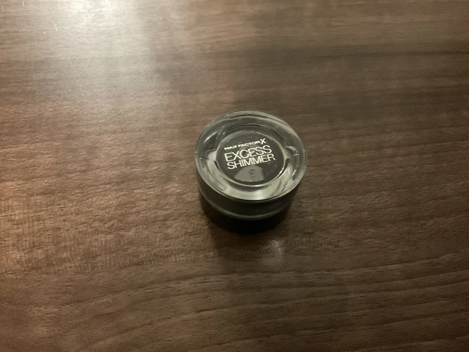 Max Factor Excess Shimmer Eyeshadow - Onyx (black) - New - Image 2 of 4