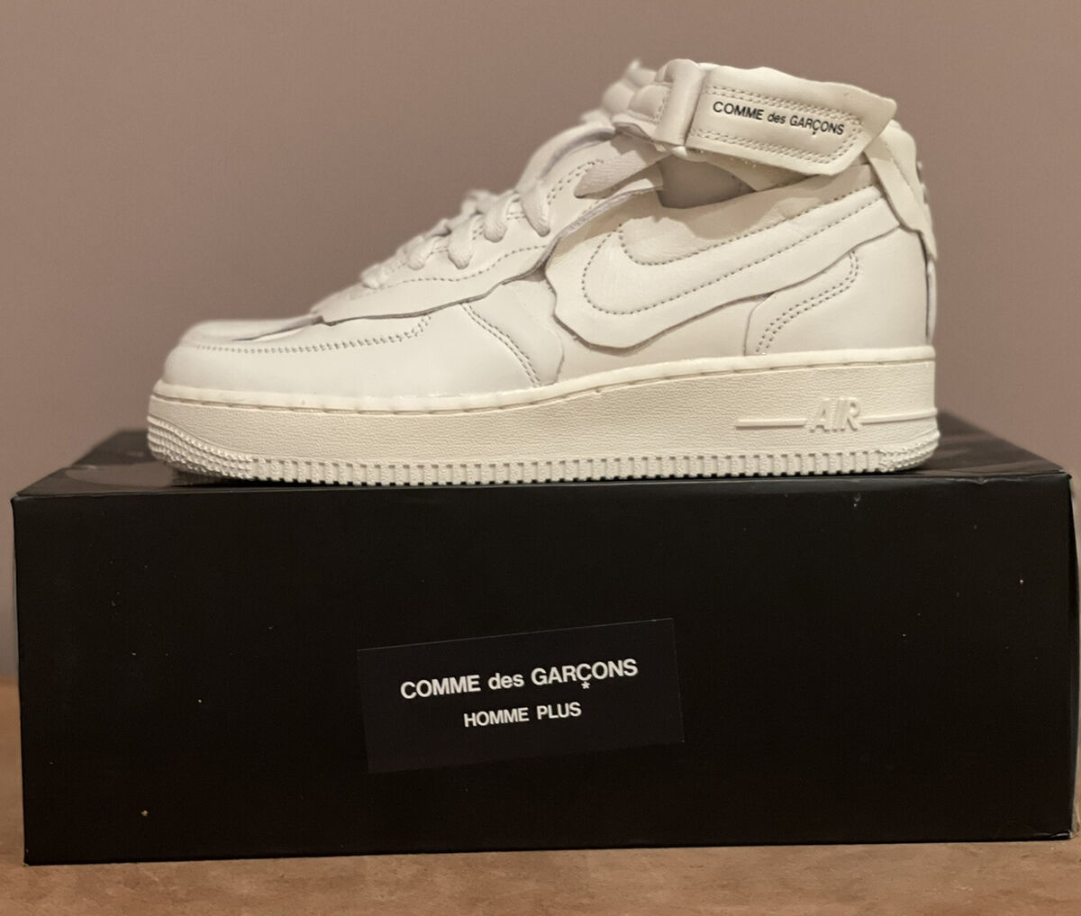 Nike Air Force 1 Mid x Comme des Garcons Triple White CDG Nike Air Force 1 Mid x Comme des Garcons Triple White CDG