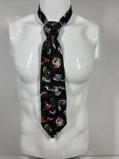 VTG 1995 Looney Tunes 100 Polyester Necktie Bugs Bunny Daffy Duck Tweety Bird