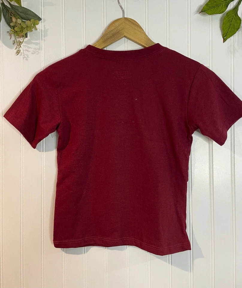 Camiseta gráfica Disney Mickey Mouse para niños talla 5/6 roja manga corta mezcla de algodón Foto 2 de 4