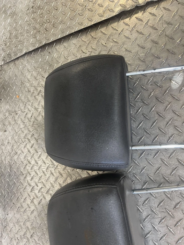 Chevrolet Silverado 2003-2007 reposacabezas delantero vinilo grafito oscuro diestro fabricante original Foto 3 de 4